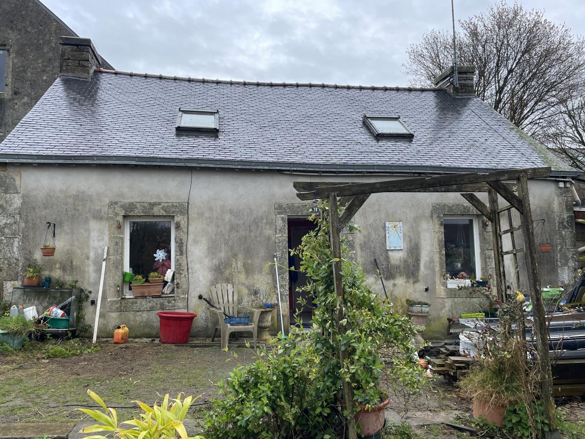Achat maison à Lanvénégen - 60m² - Réf: 56081-2408